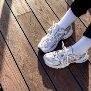 Allbirds Vs On Cloud: Allbirds vs. On Cloud Sneakers: Which Wins for Daily Comfort in 2026