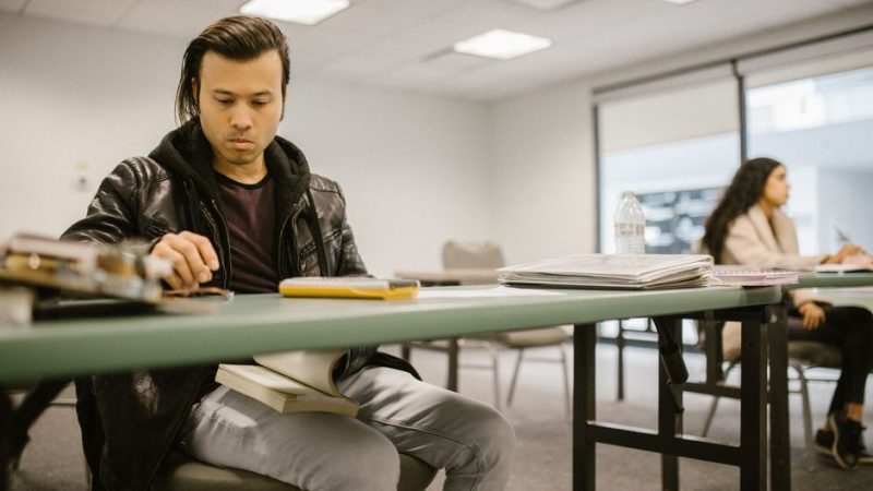 How To Style Oversized Blazers: 5 Oversized Blazer Styling Myths That Ruin Streetwear Looks