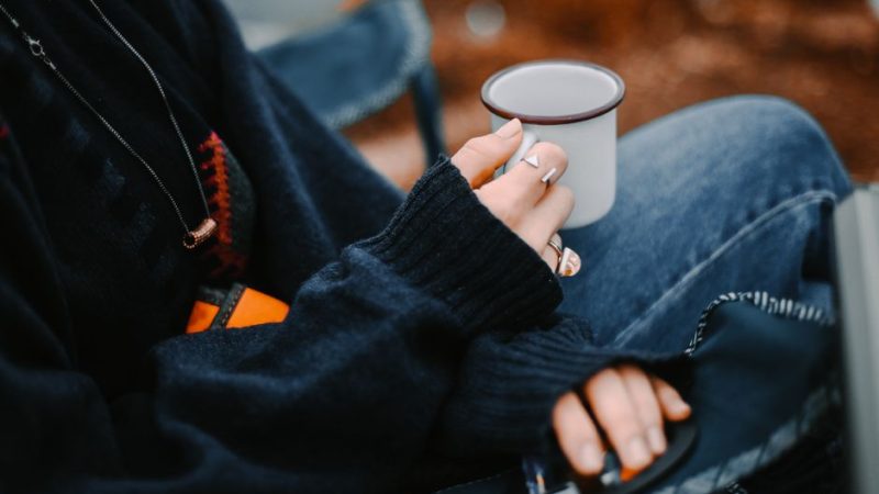 Cold-Weather Lip and Hand Care for a Commute Bag