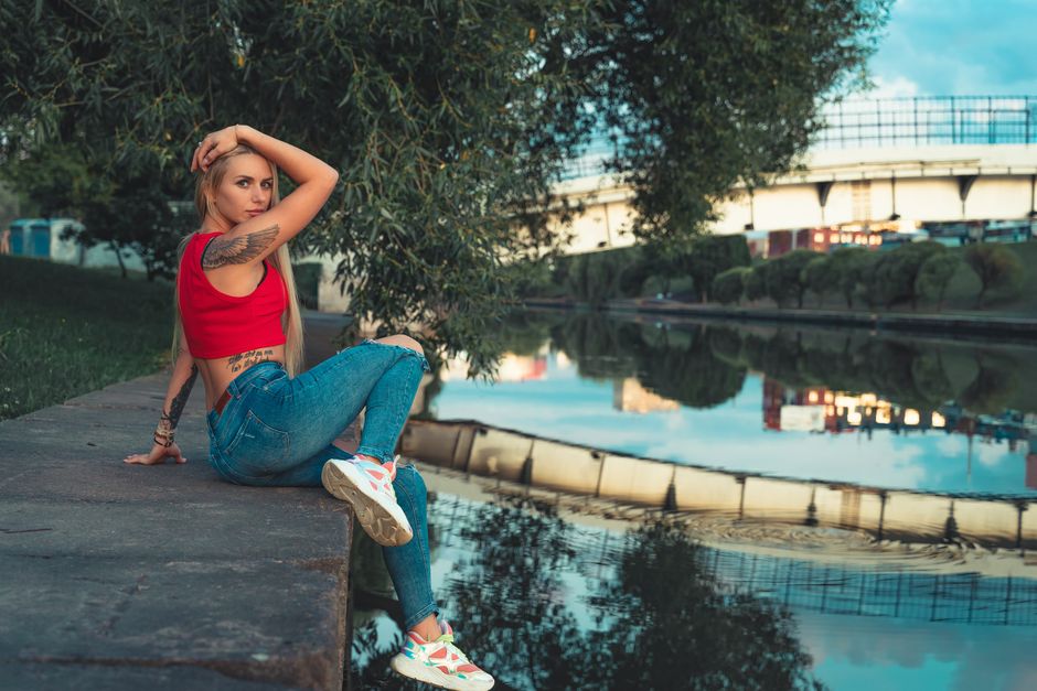 Perfect Plus Size Jeans for Apple and Pear Shapes