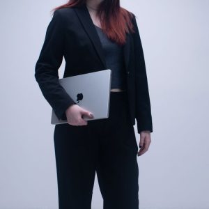Professional Interview Attire for Women: What Actually Works in 2026
