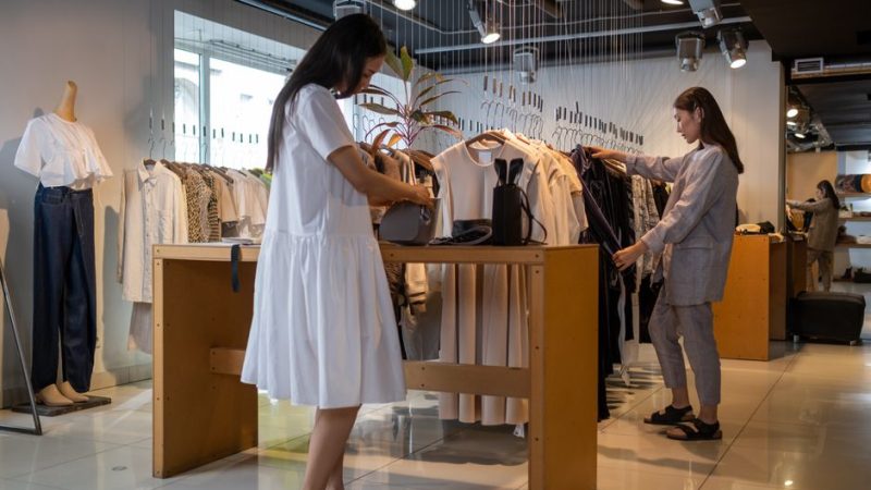 Sustainable Fashion on a Budget: How to Shop Smarter